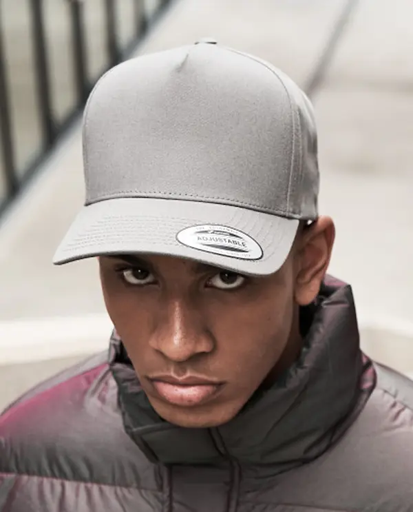 Casquette visière incurvée à personnaliser